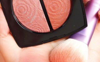 手工制作腮红短视频 过期腮红有妙用超级简单，用卫生纸黏土做只可爱的小绵羊。