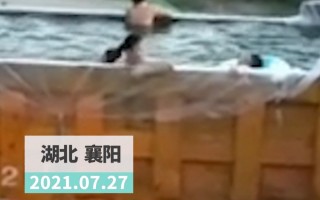 大车短视频制作 爸爸改装货车变“游泳池”，这“不扫兴”的爱太暖了！